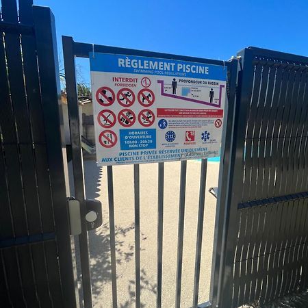 Studio Menthe-Clim-Terrain De Petanque-Piscine Collective سانت-بول-تروا-تشاتو المظهر الخارجي الصورة